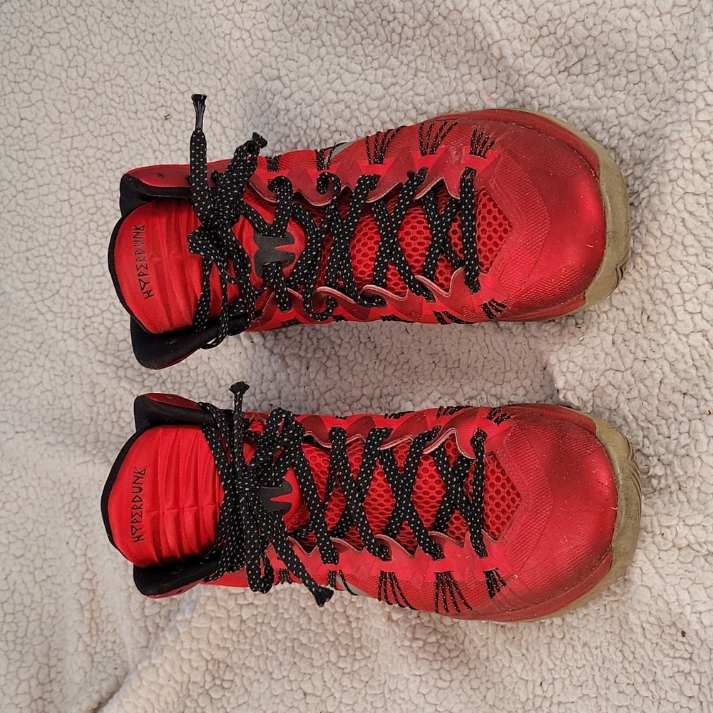 Nike Hyperdunk Red Sneakers Men's Size 10